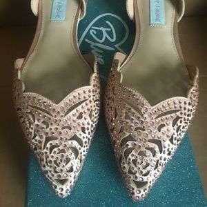 Blue by Betsey Johnson Lucy Flat
